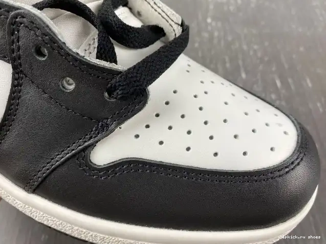 Cheap White Jordan BQ4422-001 85 1 (2023) Black Retro High 0602